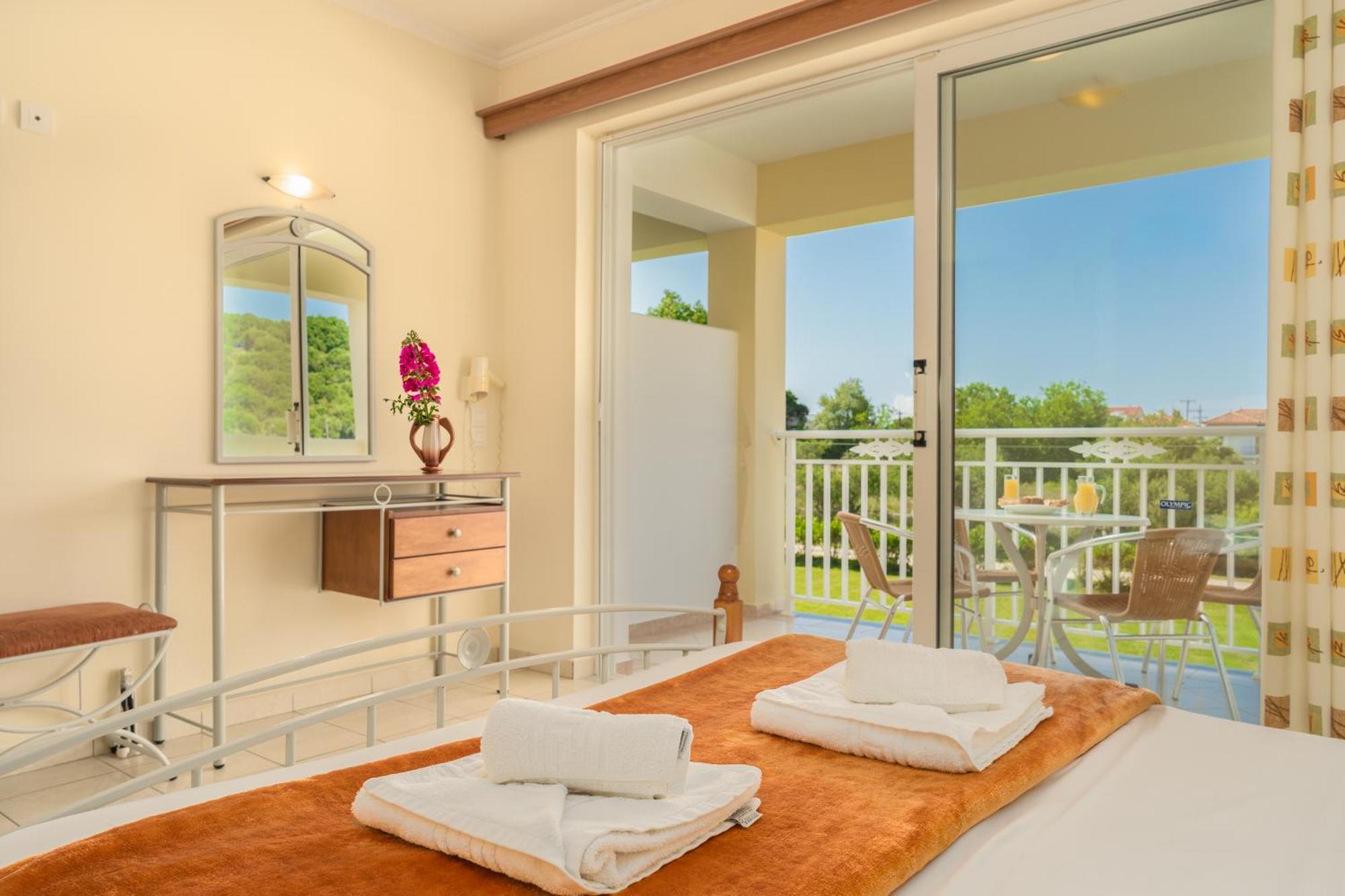 تسيليفي Manousis Aparthotel المظهر الخارجي الصورة